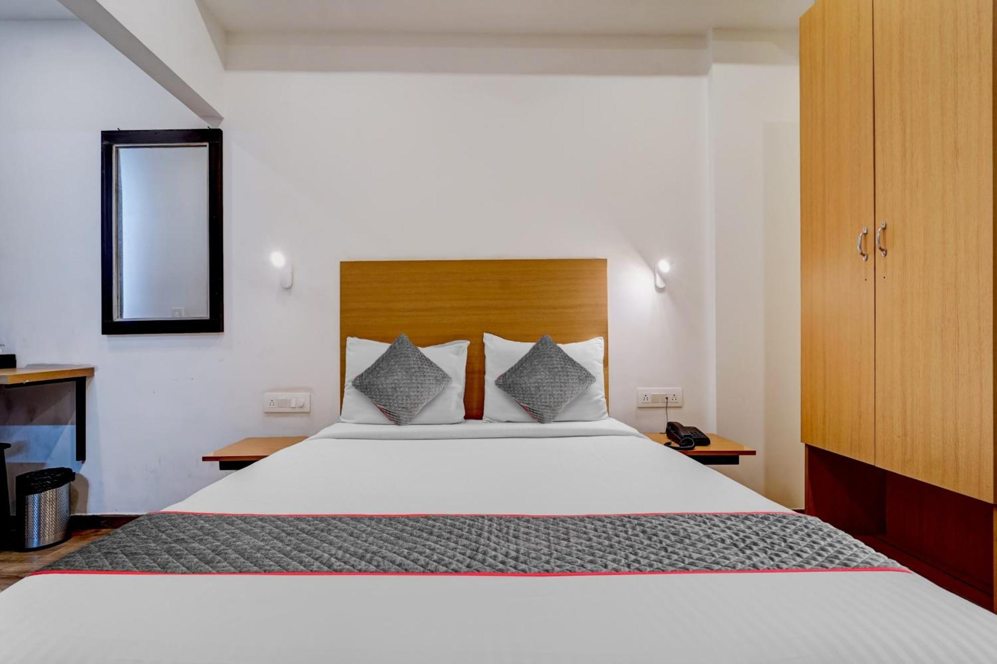 Super Townhouse Four Season Hotel Coimbatore Exterior foto